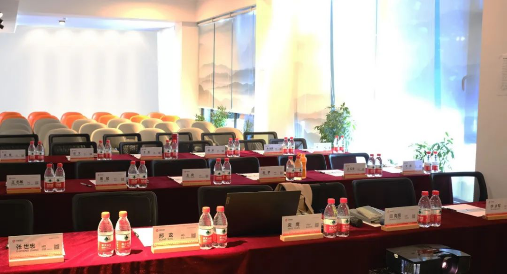 心相融·创未来丨万事博物流2022年中总结会议
